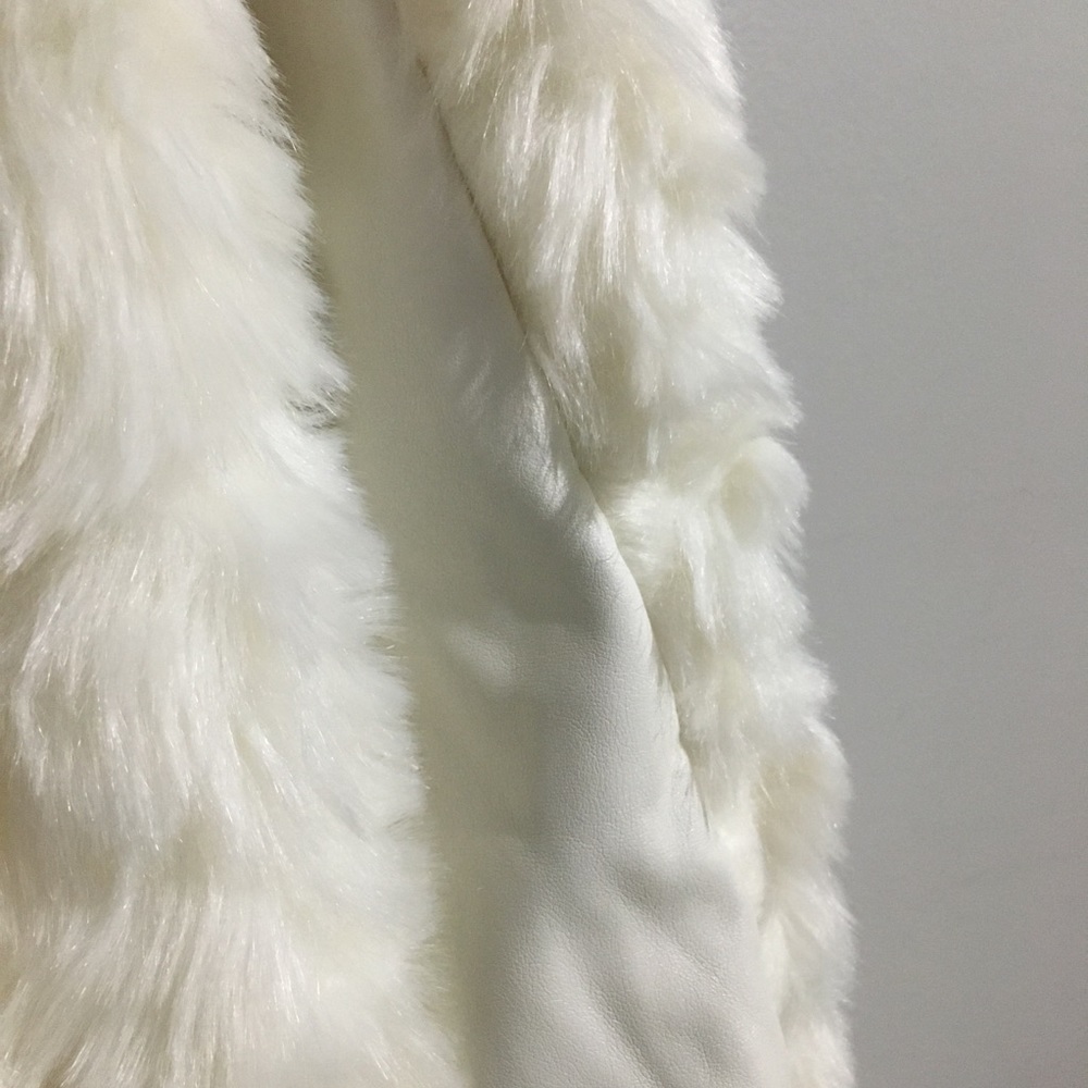 Sold🚫 Armani Exchange Coat - Picture 8 of 9